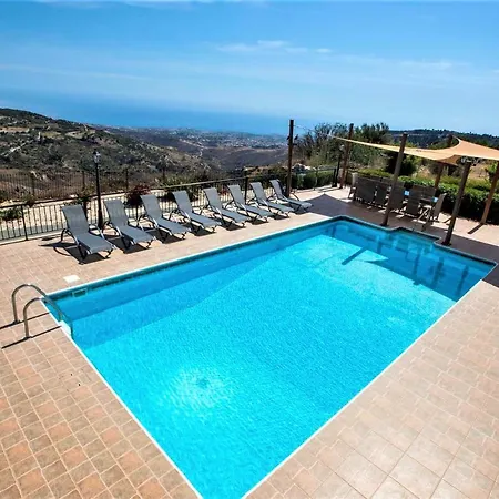Hills View Villa *
