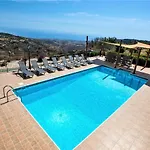 Hills View Villa *