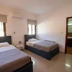 Villa Hills View