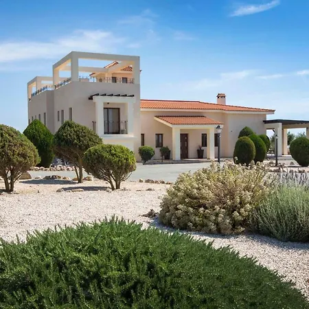 Hills View Villa *