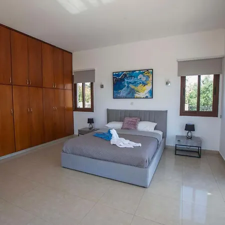 Hills View * Katikas