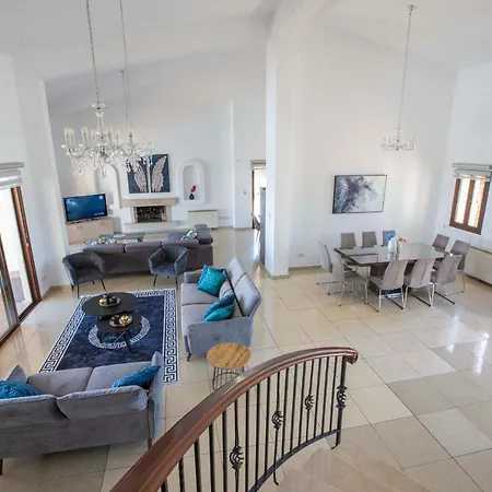 Hills View * Katikas